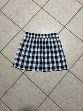 Kendall & Kylie Black and White Gingham Mini Skirt
